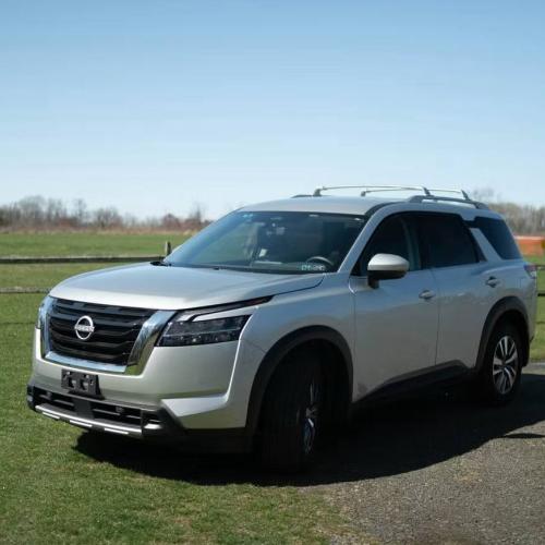 Nissan Pathfinder 2024
