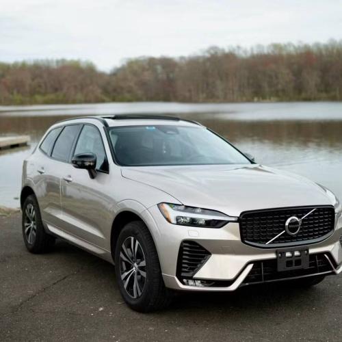 Volvo XC60 2025